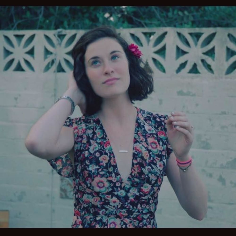 Meet your Posher, Elli
